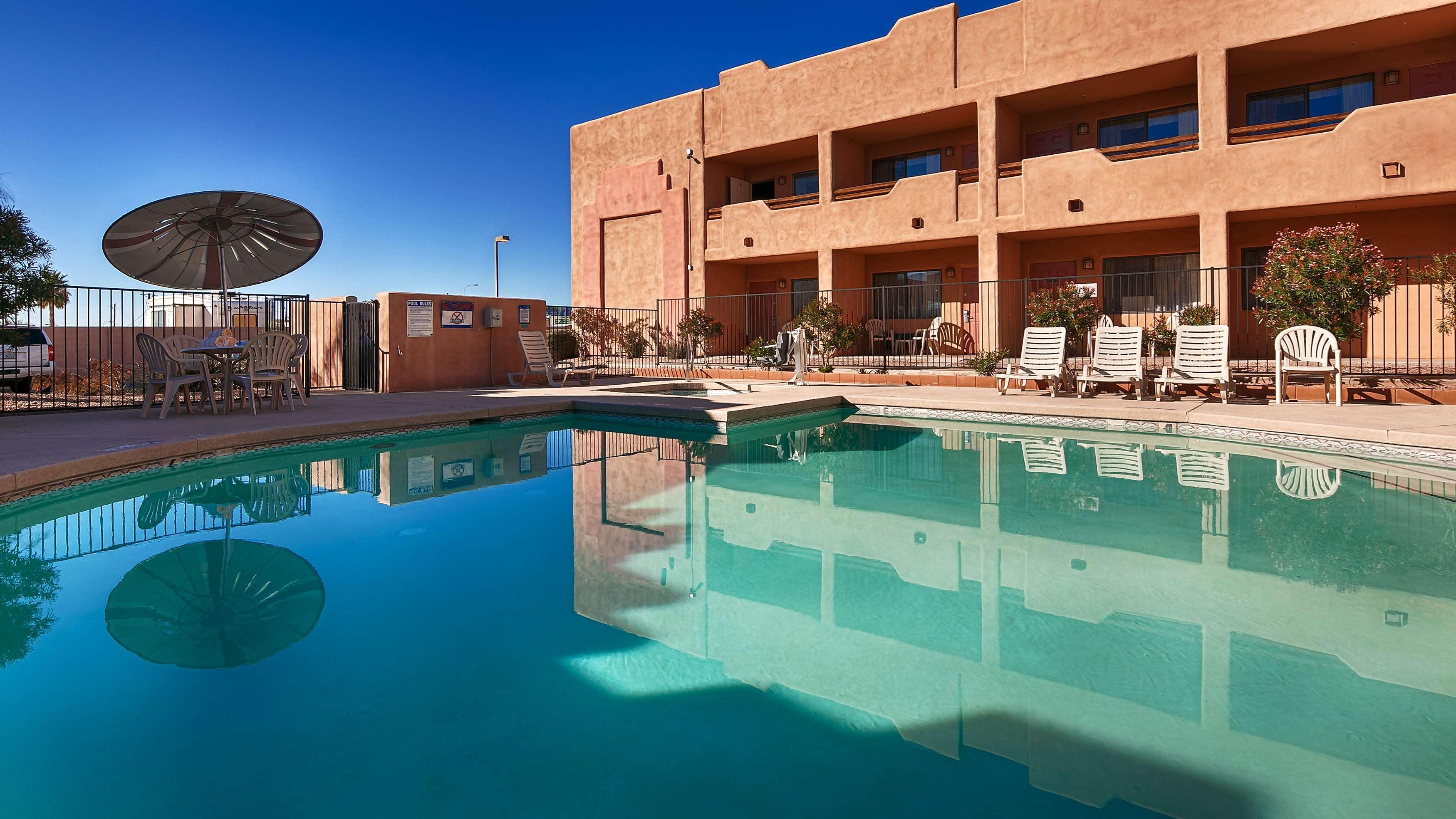 Best Western Apache Junction Inn Buitenkant foto