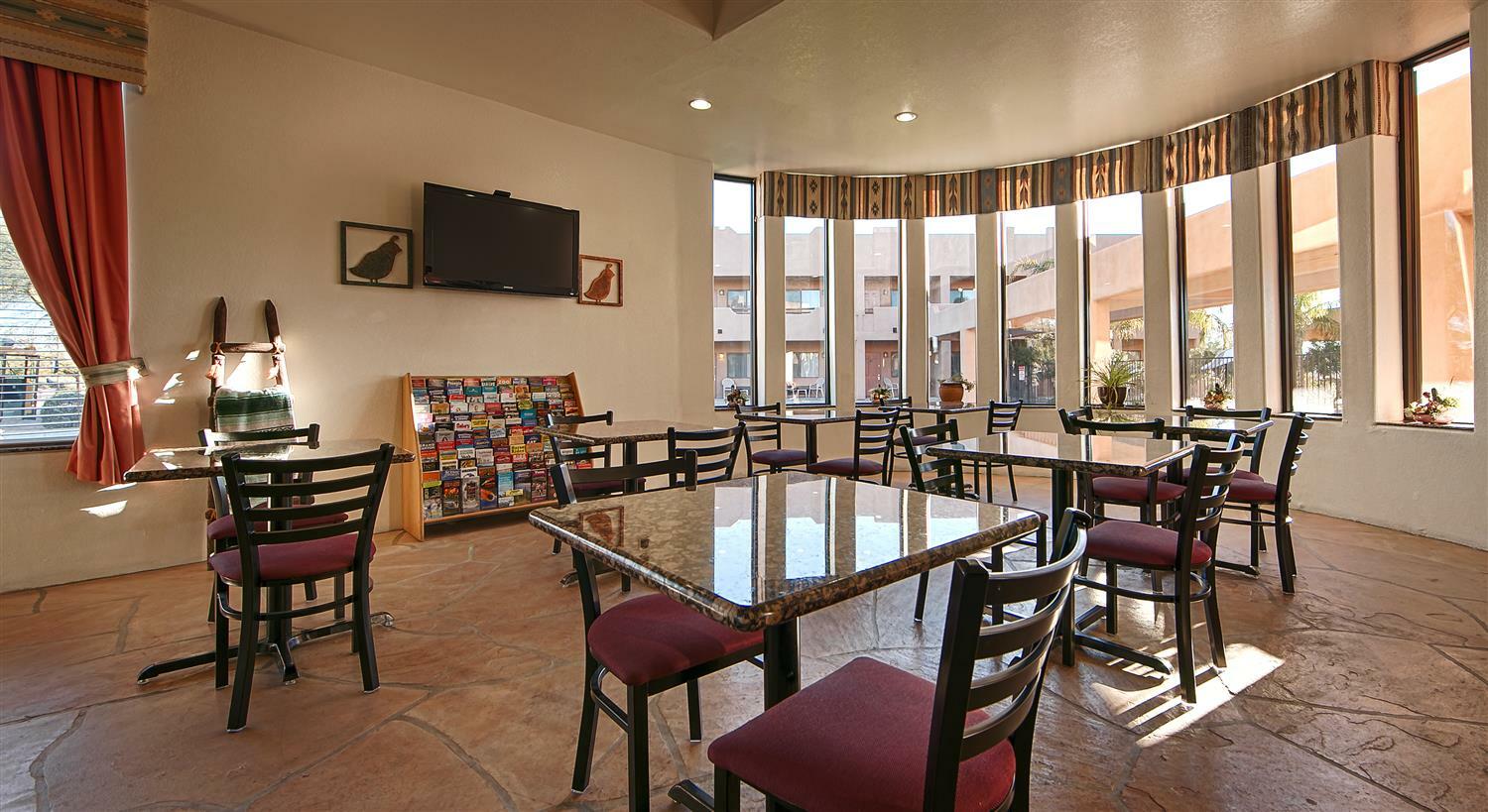 Best Western Apache Junction Inn Buitenkant foto